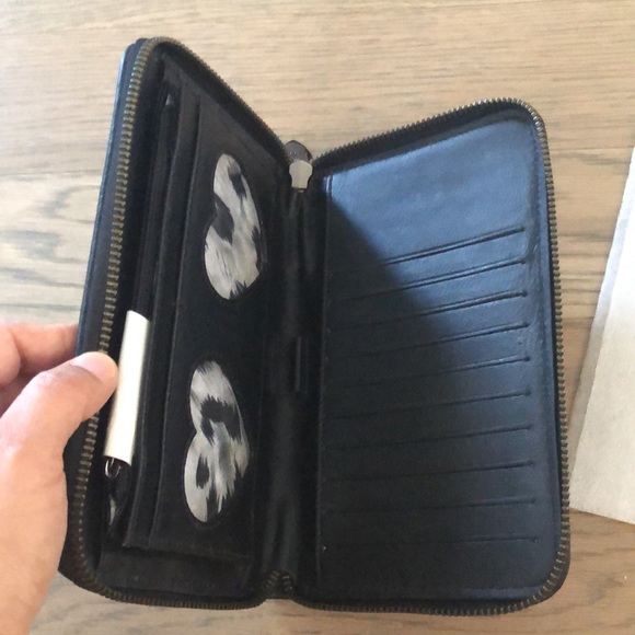 Long wallet with zipper brand: ANTICHIC - Picture 4 of 5